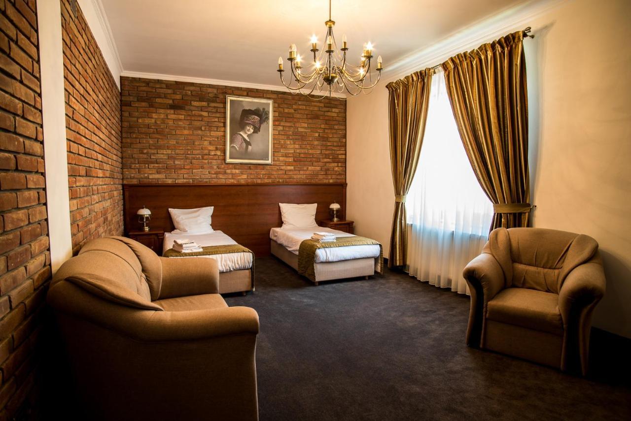 Trzy Korony Boutique Hotel&Spa Piwne Puławy エクステリア 写真